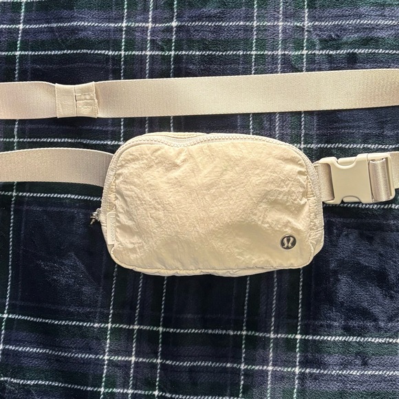 lululemon athletica Handbags - Lululemon Cream Everywhere Belt Bag